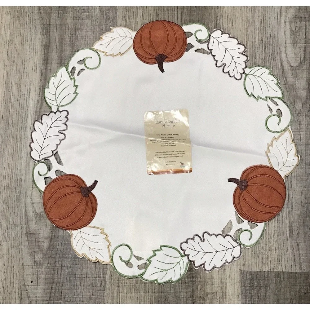 NEW Thanksgiving Embroidered Pumpkin Centerpiece Placemat Doily Applique Cutout